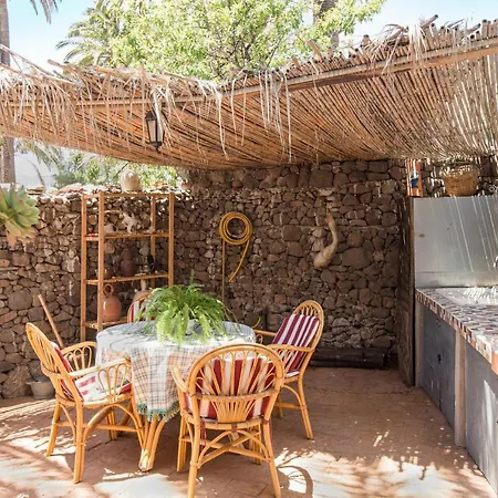 El Cuarto * Santa Lucía